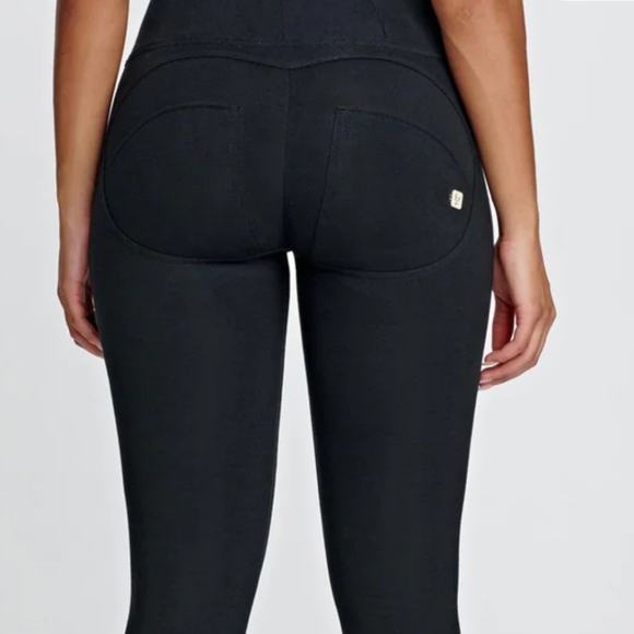 Prelove Women's Freddy's Pants Color Black Size US 6 - Picture 2 of 7